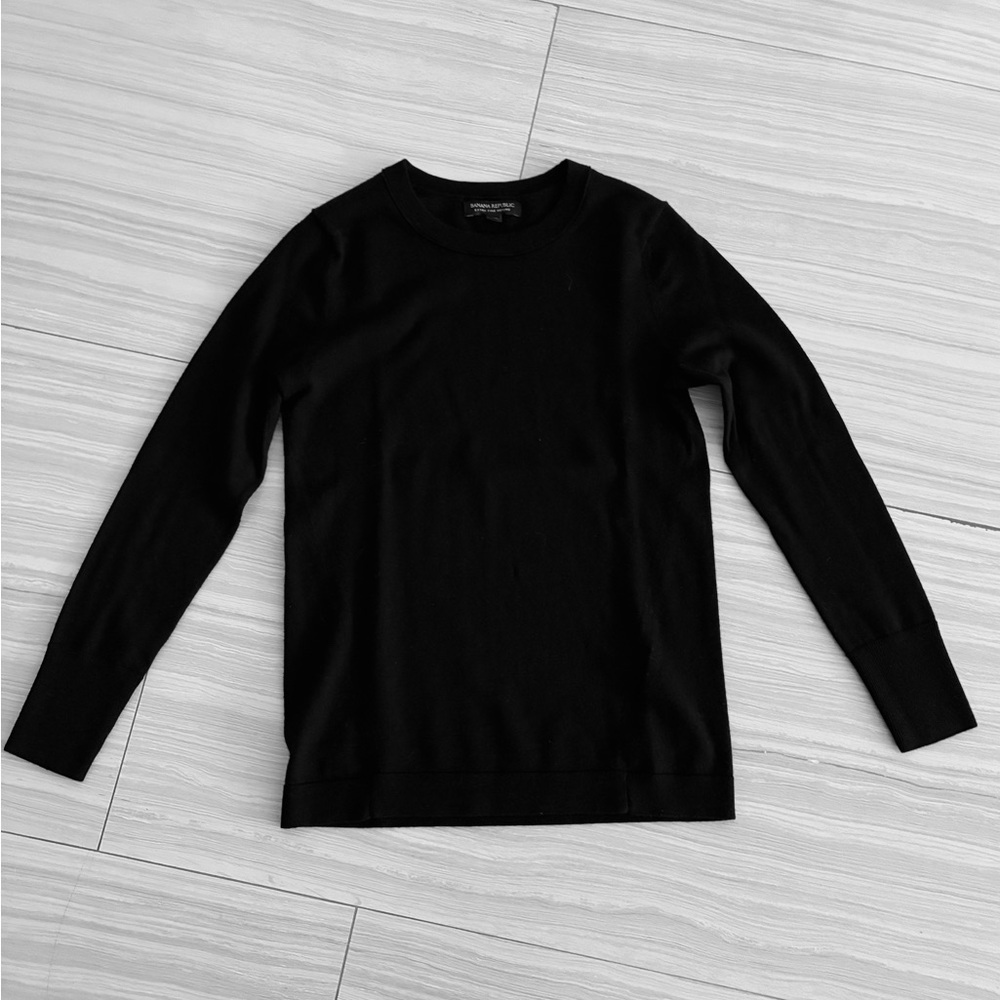 Banana Republic Women’s Black Extra Fine Merino Wool Crewneck Sweater, Size XS